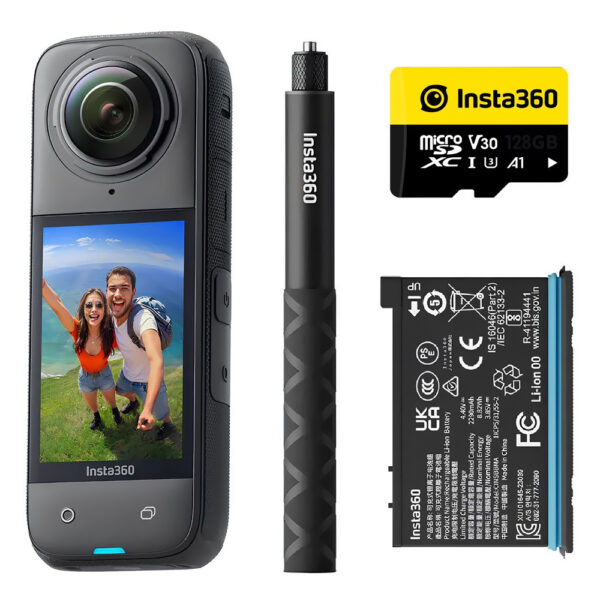 Camera de Acao INSTA360 X4 Action Cam Adventure Bundle X407 8K / 360 - Preto (CINSABMA)